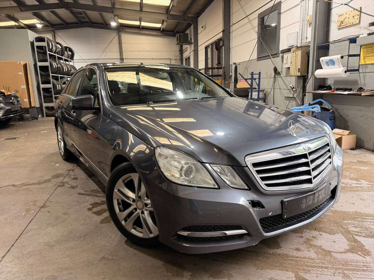 Mercedes-Benz E 200 2012
