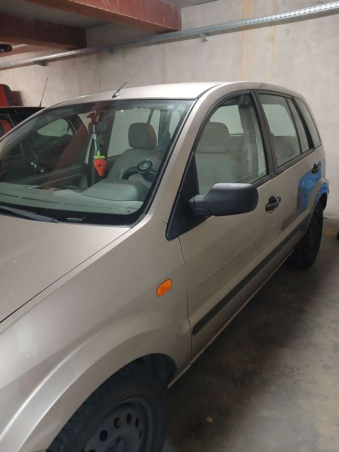 Ford Fusion 2003