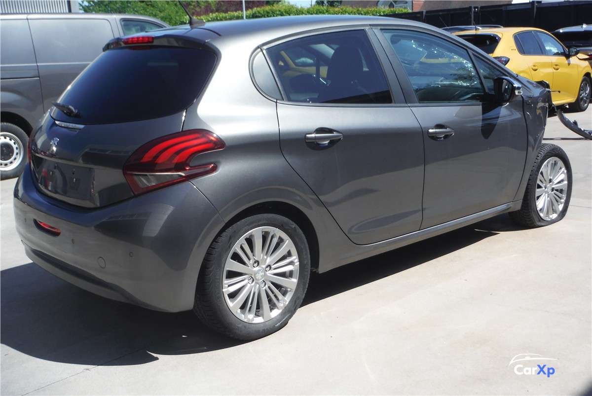 Peugeot 208 2019