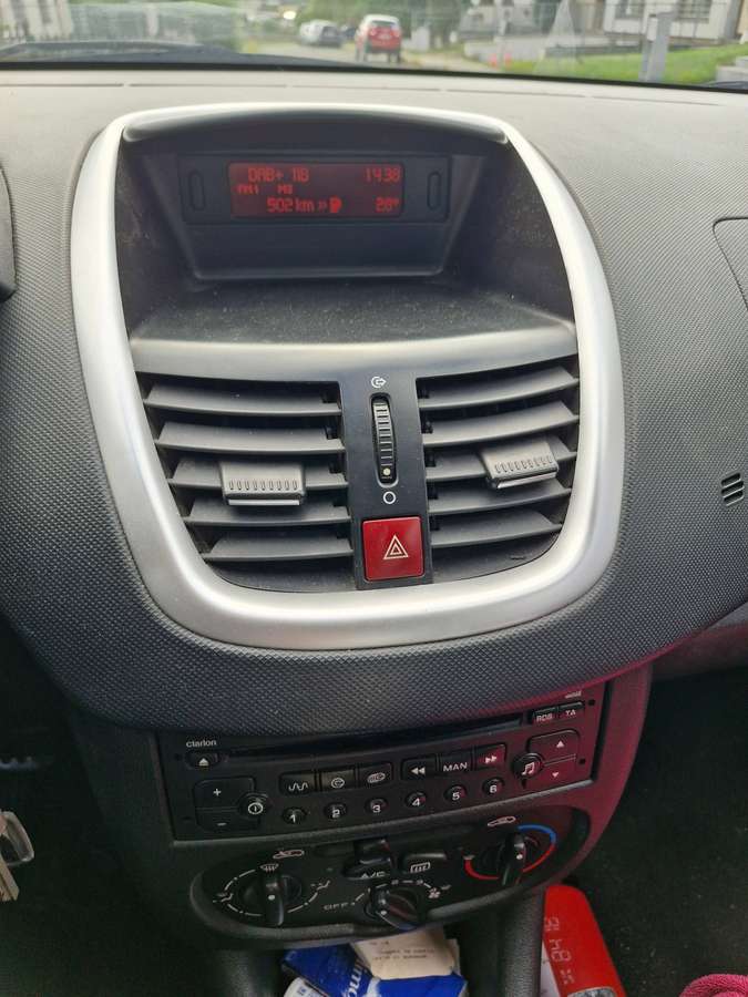 Peugeot 206 2012