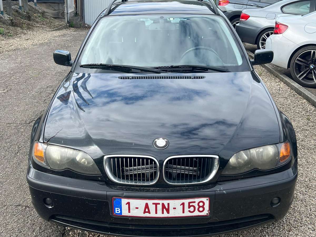 BMW 318 2003